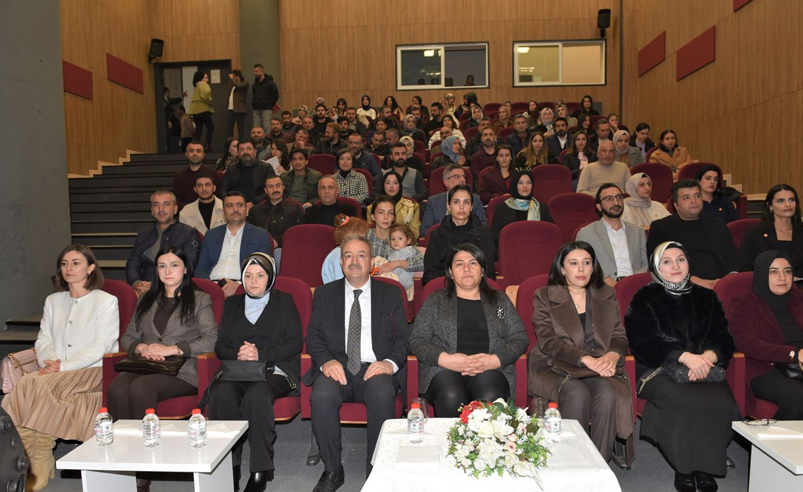 “Aile Yılı Söyleşileri” Programı Düzenlendi