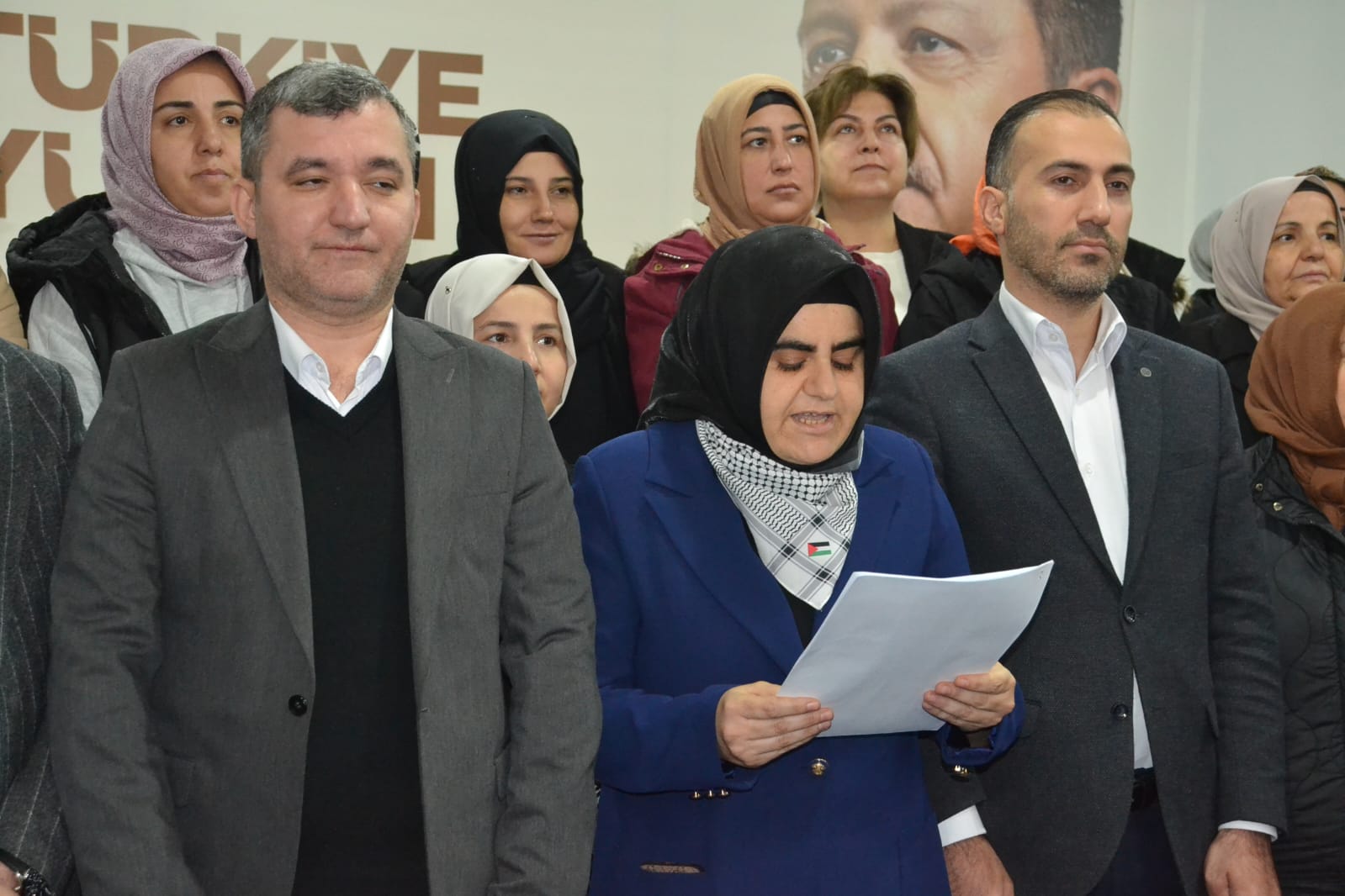 “Kadına Şiddet İnsanlık Suçudur”