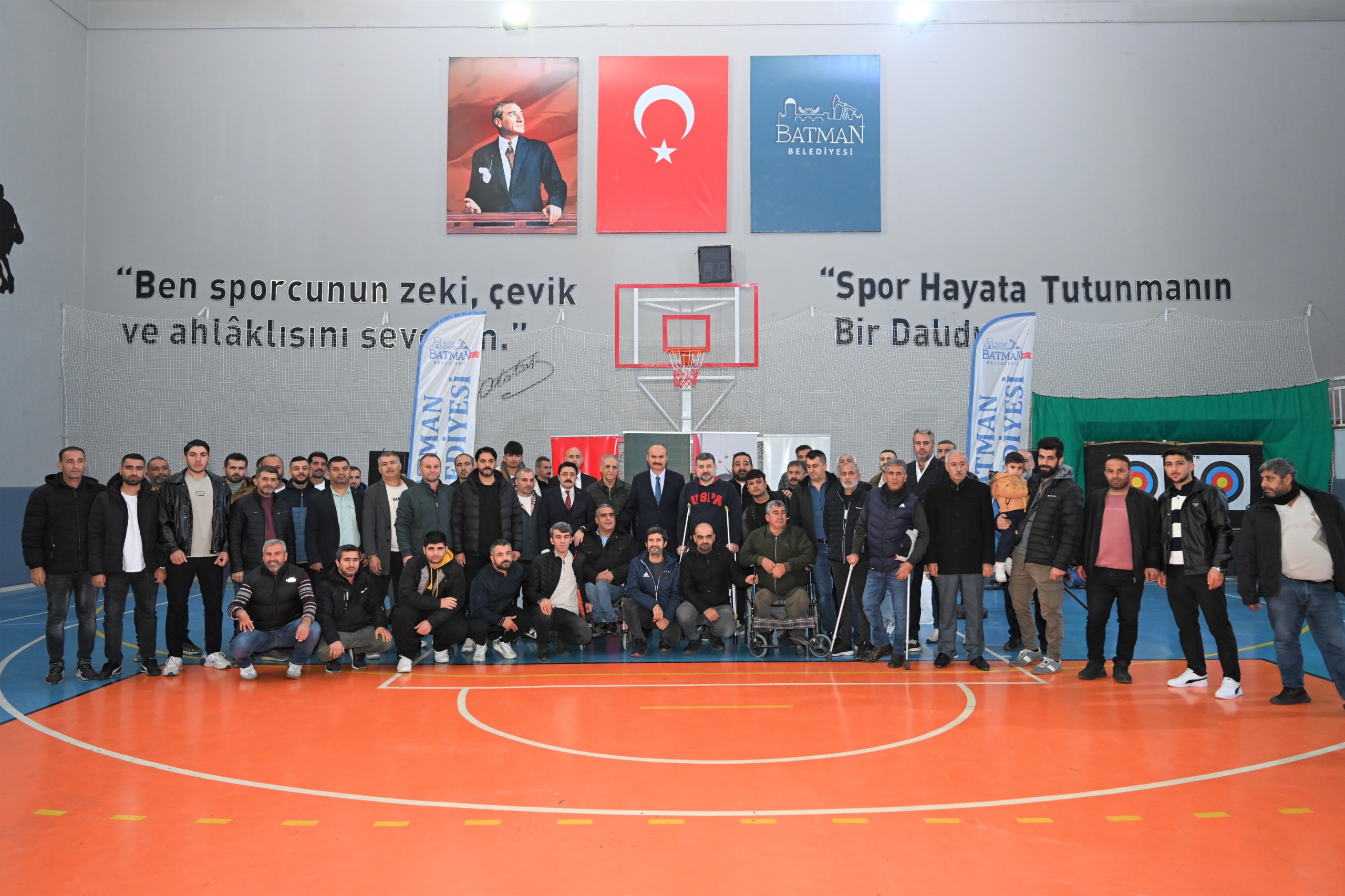 Belediyeden Amatör Kulüplere Malzeme Desteği