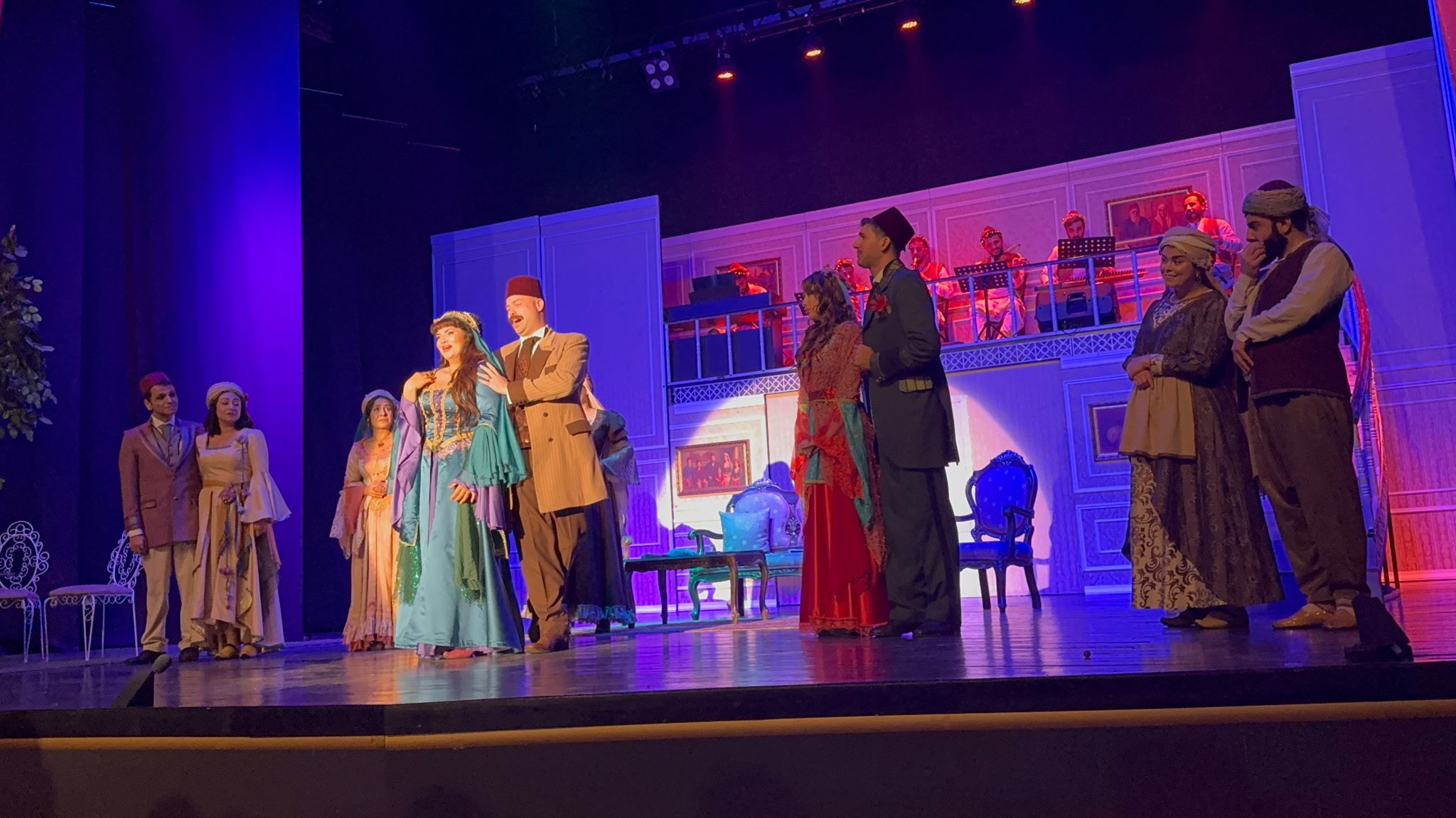 “Aşkın Sen Hali” Oyununa Yoğun İlgi