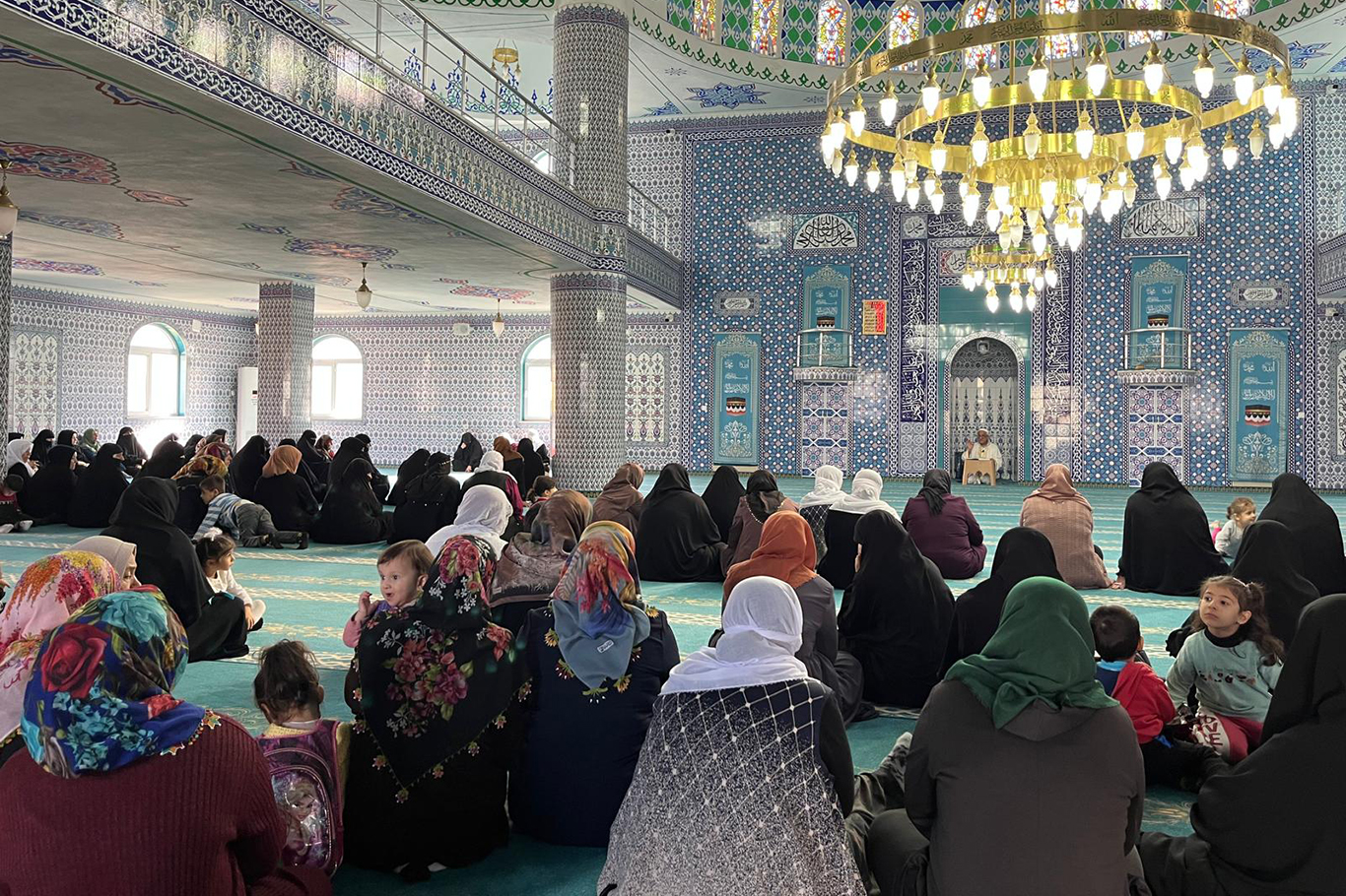 Batman Yeni Camii’nde Bu Haftanın Konusu: Çocuk Terbiyesi