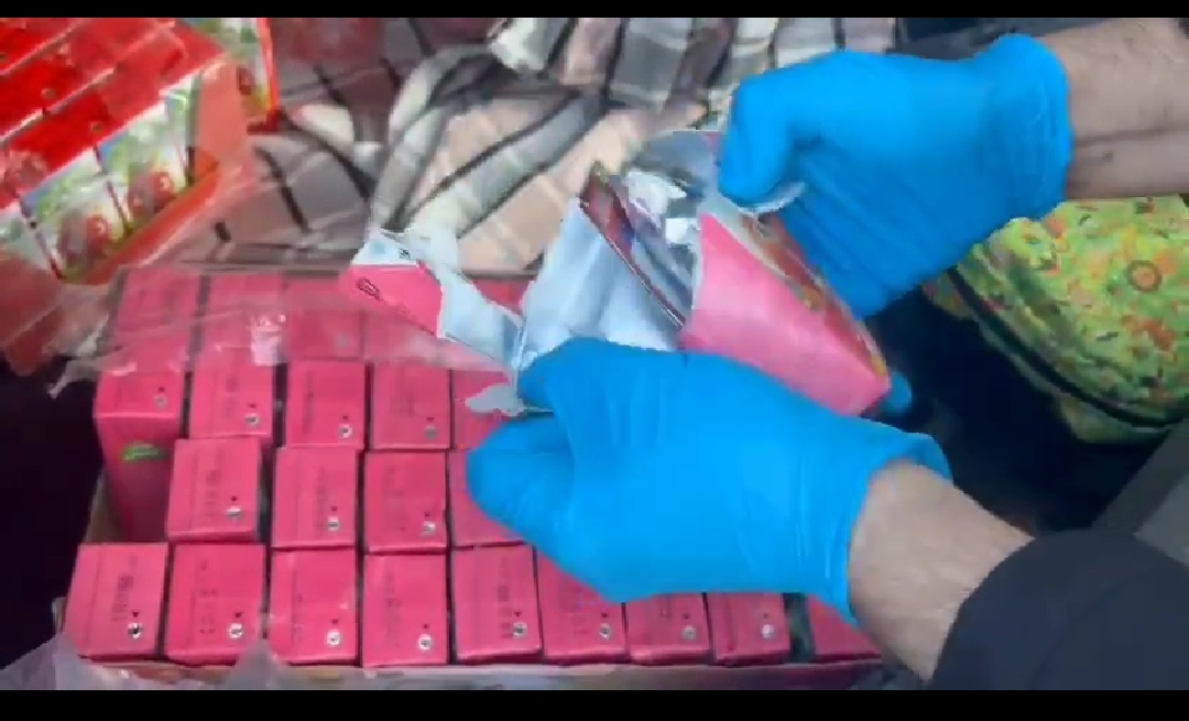 Meyve Suyu Kutularından Kaçak Elektronik Sigara Çıktı!