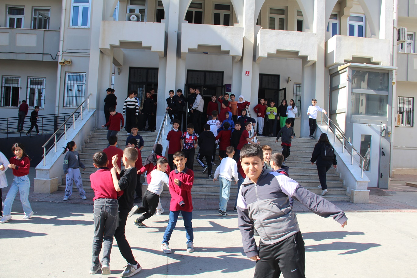 Emekli TOKİ Sakinleri: “Okul Yetersiz, Yeni Okul Yapılsın”