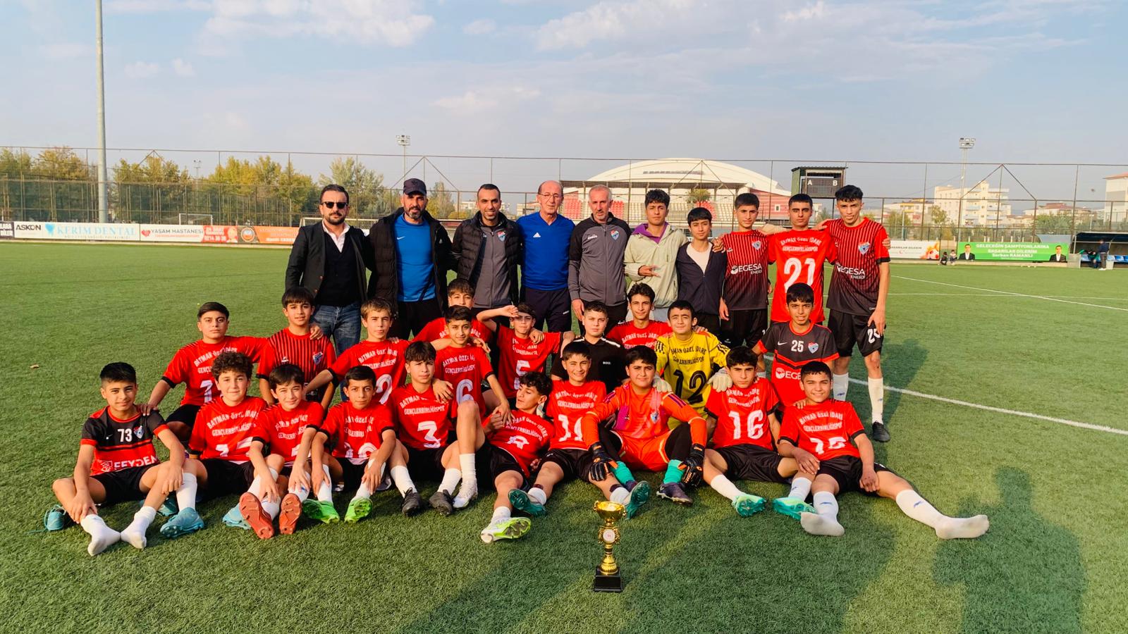 Batman U-14’te Şampiyon Özel İdare Gençlerbirliğispor