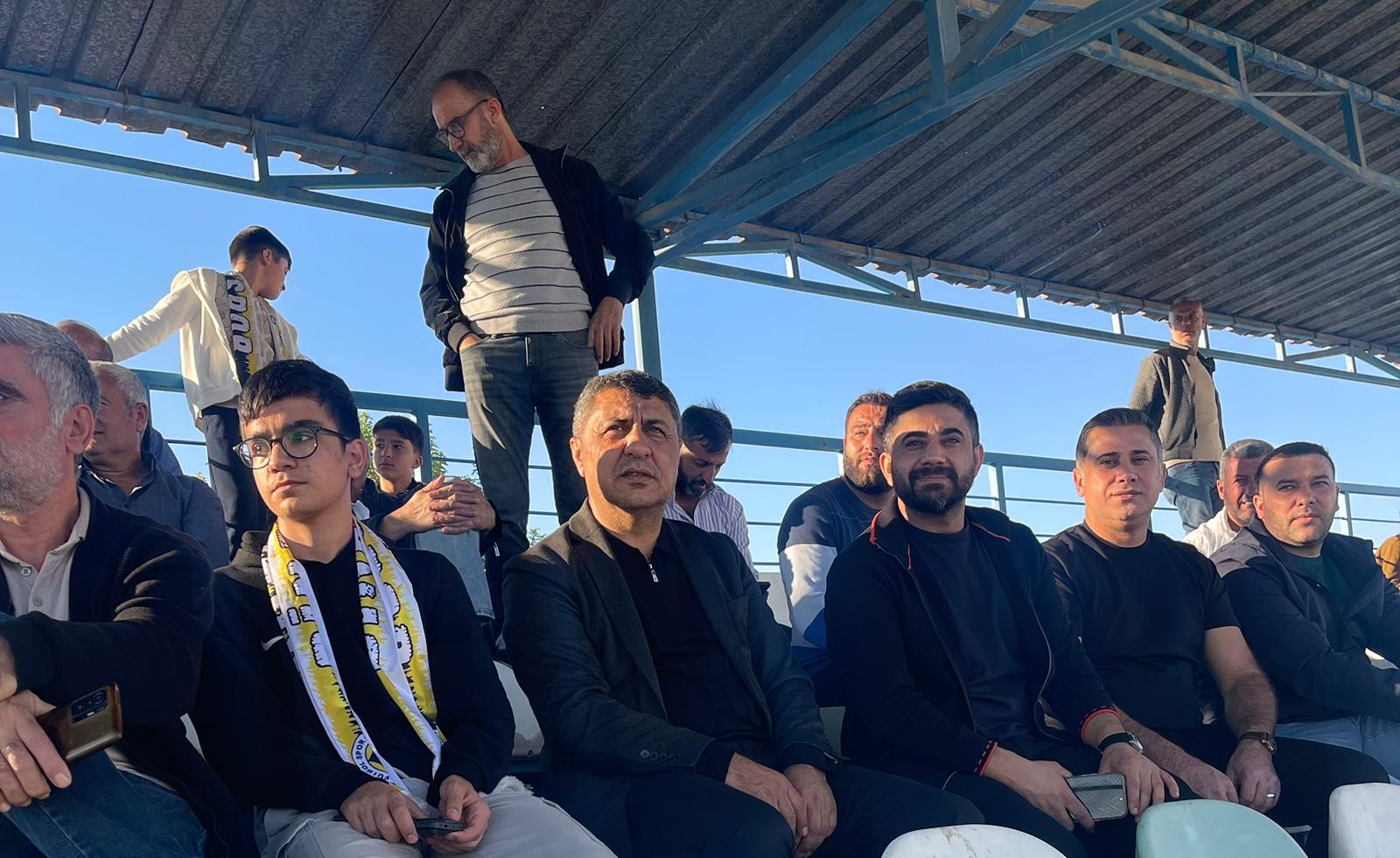 Başkan Yılmaz’dan Amatör Lige Destek