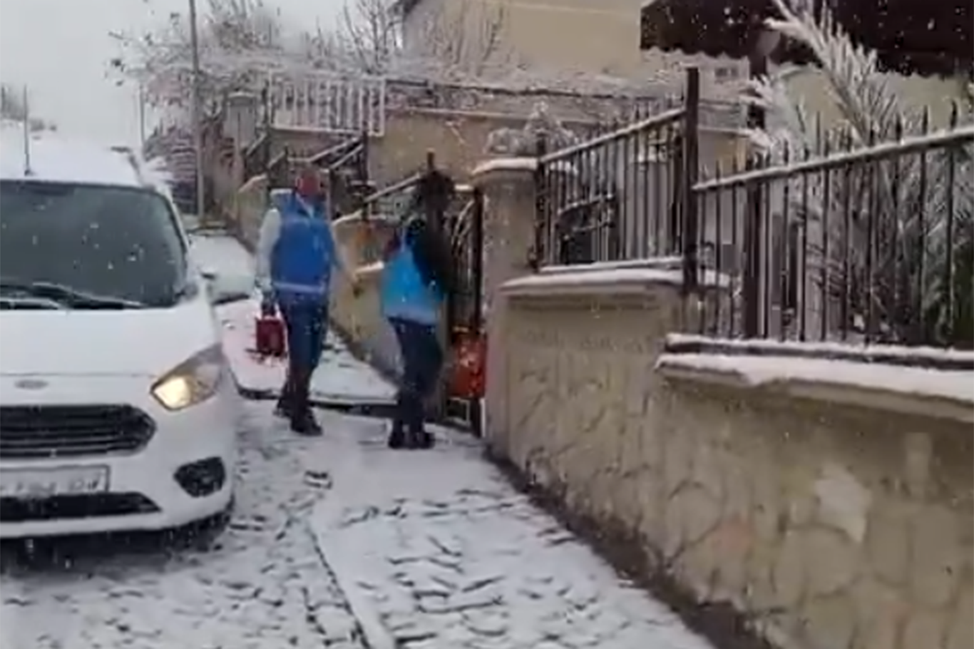 Evde sağlık hizmetleri kış koşullarına rağmen sürüyor
