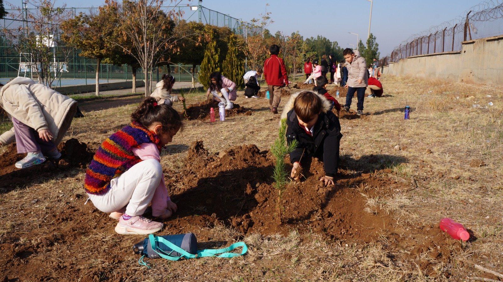Küçük Eller Büyük İş Başardı