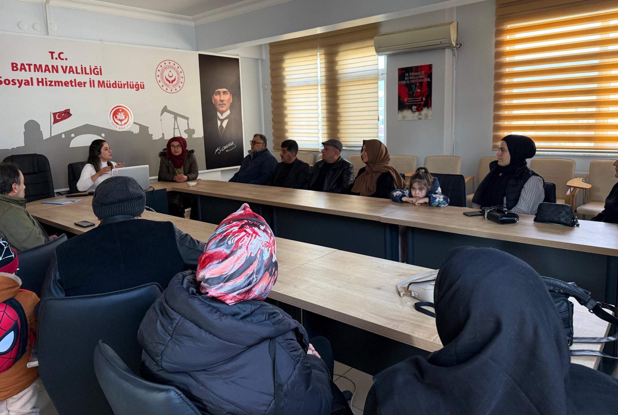 Evde Bakım Alan Ailelere Teknoloji Eğitimi