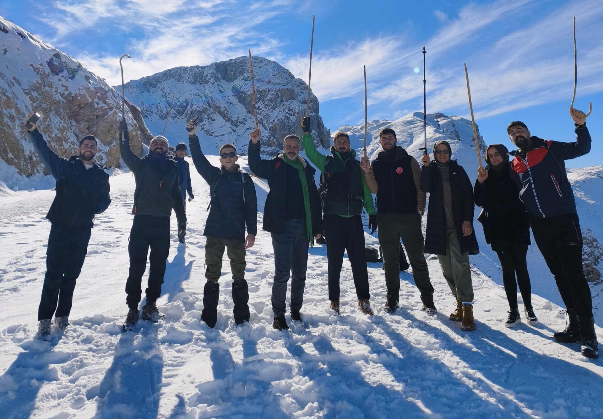 Harrut Yaylası’na Karlı Havada Doğa Yürüyüşü