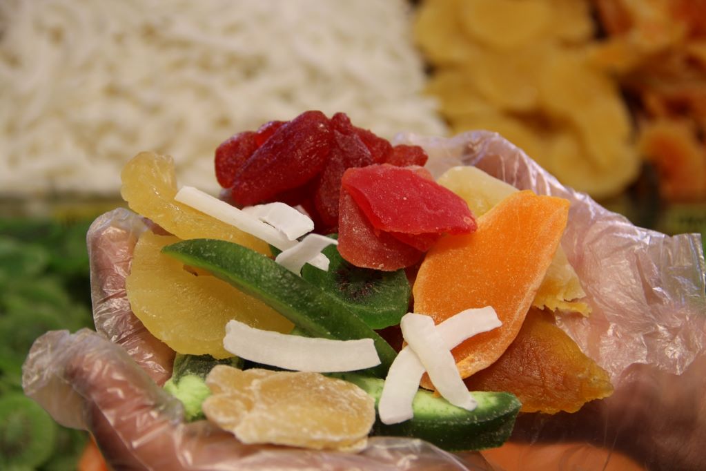 Aktarlarda Tropikal Kuru Meyve Talebi Artıyor