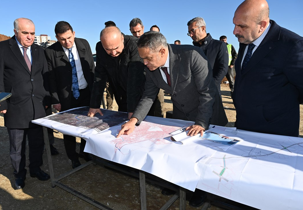 “Yeni Kuzeydoğu Çevre Yolu ile Trafik Rahatlayacak”