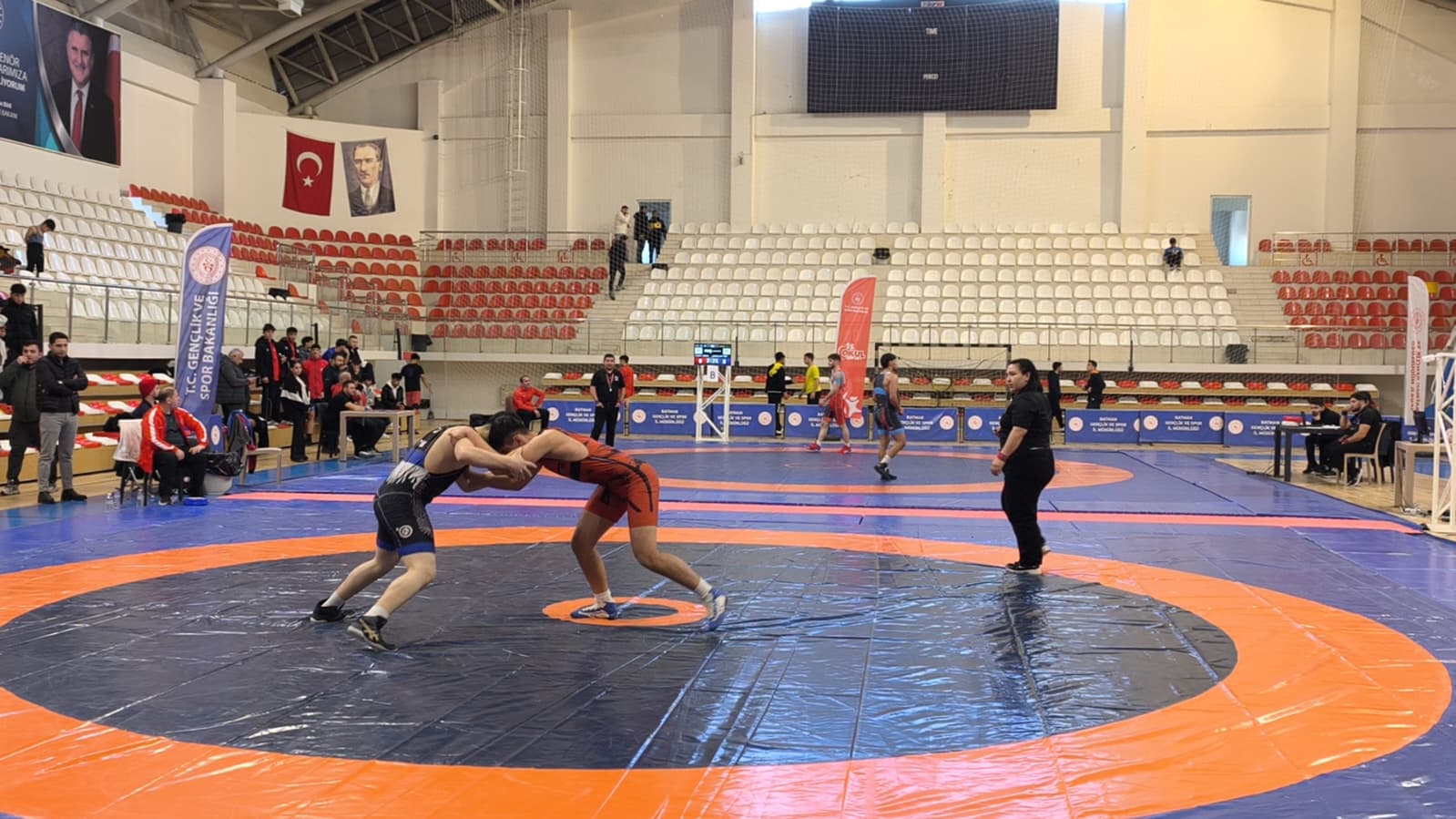 Batman’da Güreş Bölge Şampiyonası Tamamlandı