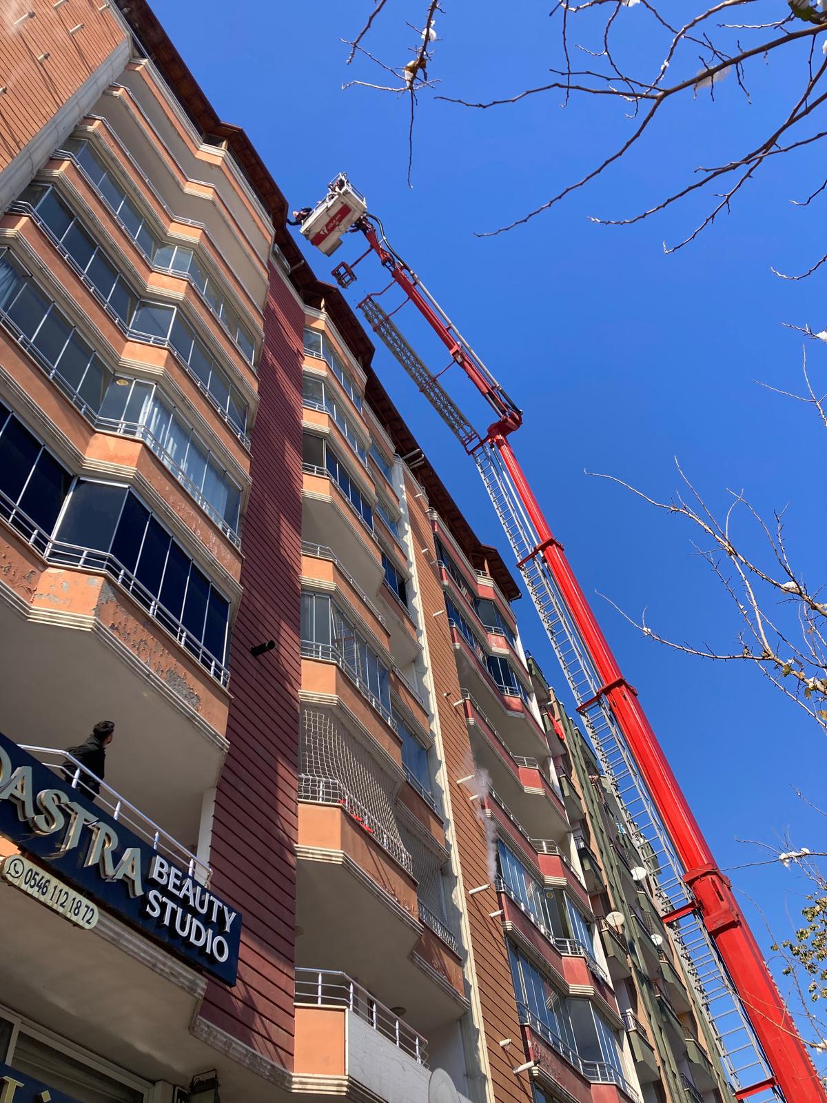 Donma Tehlikesi Geçiren Kuş Kurtarıldı