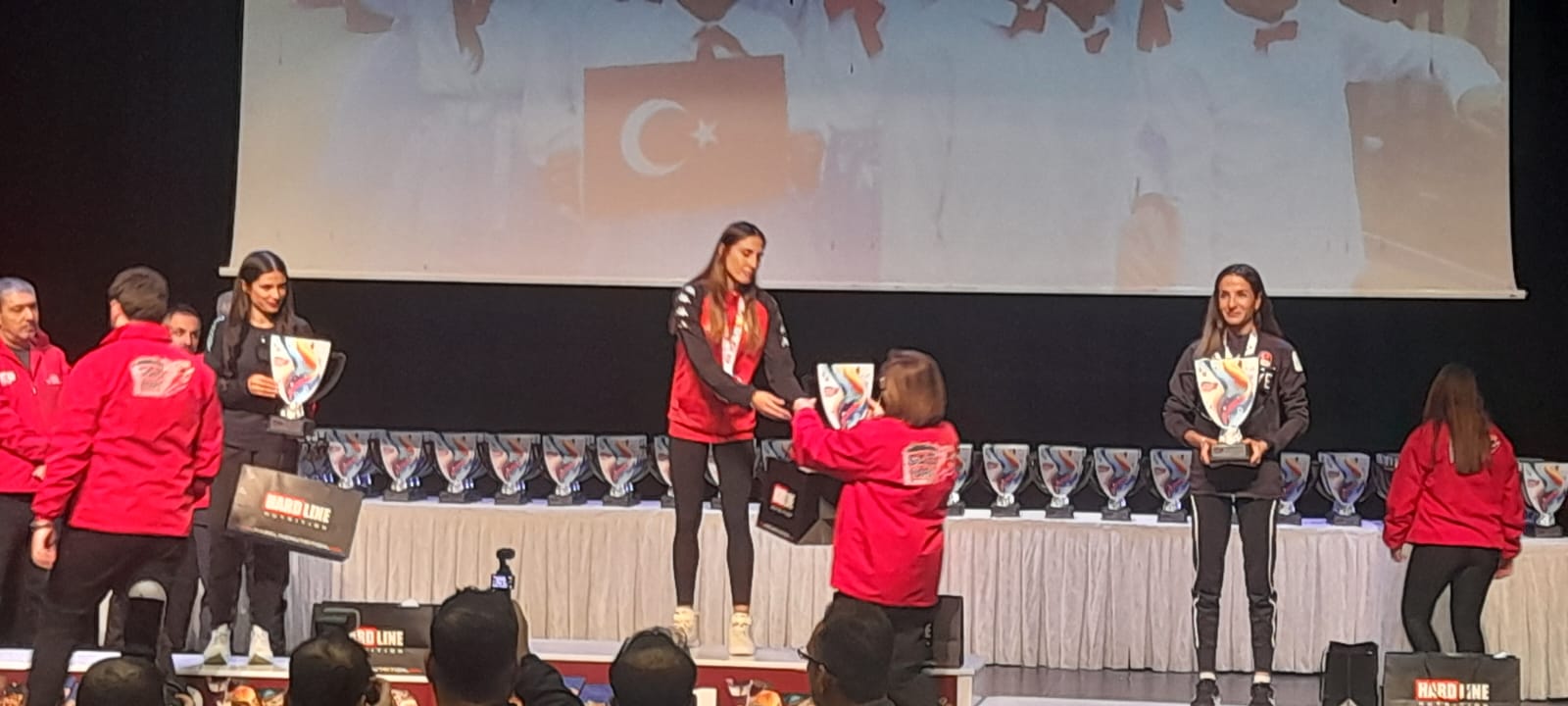 Rekor ve Şampiyonluk Ruken Tek’ten