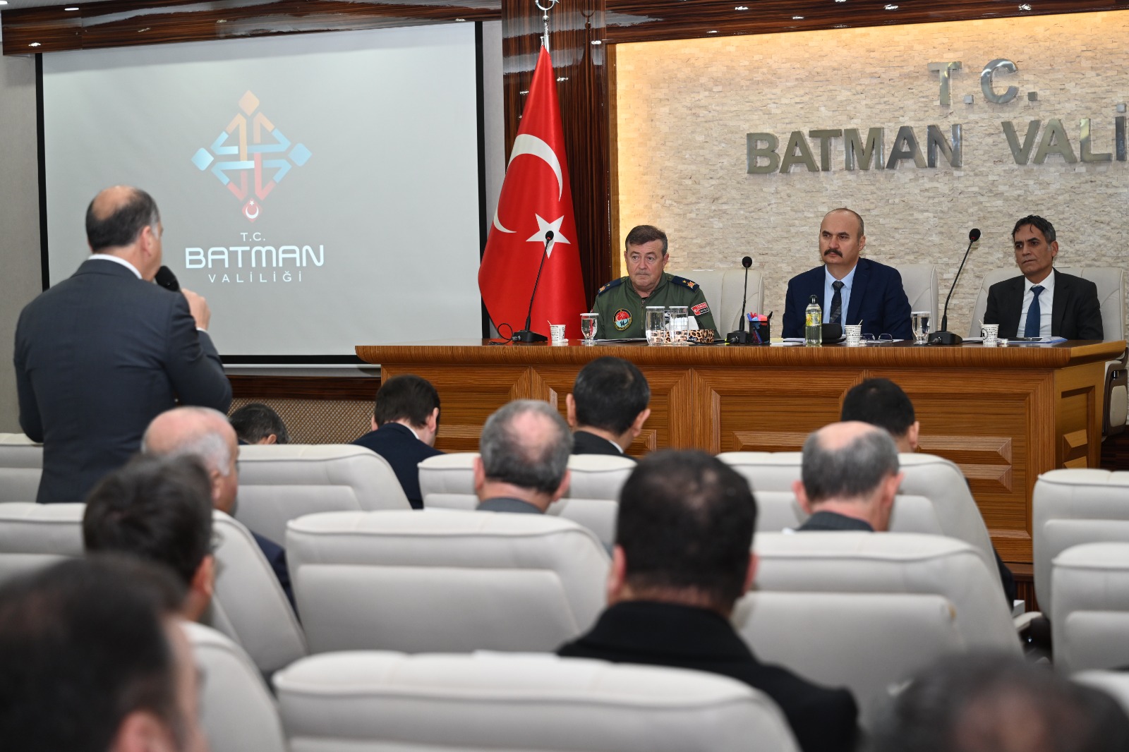 Batman’da Yılbaşı Tedbirleri Toplantısı Yapıldı