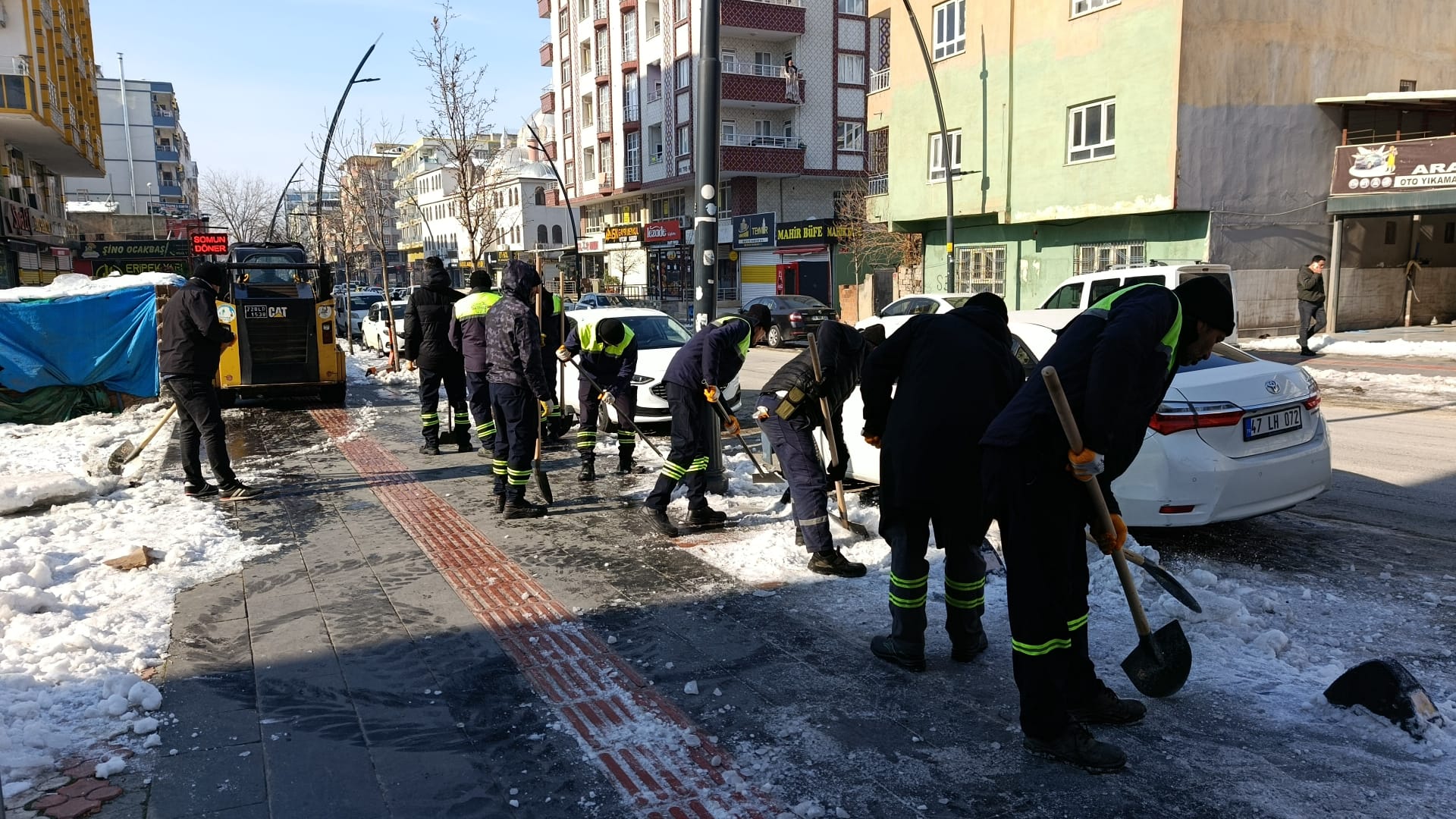 Buz ve Karda 504 Kişilik Seferberlik