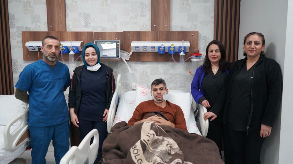 Batman’da İlk Açık Çene Cerrahisi