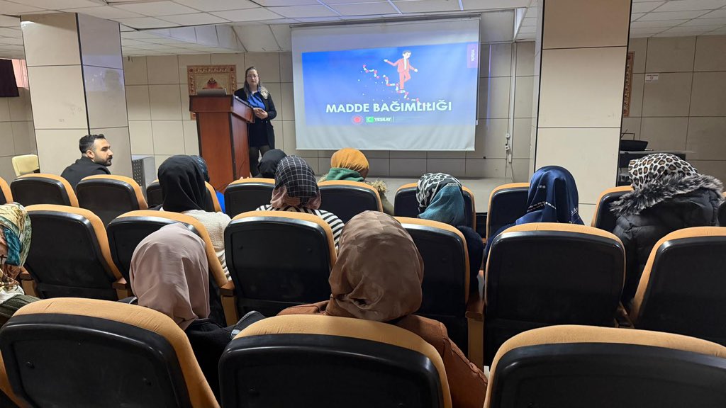 Gençlere Yönelik Bağımlılıkla Mücadele Eğitimi