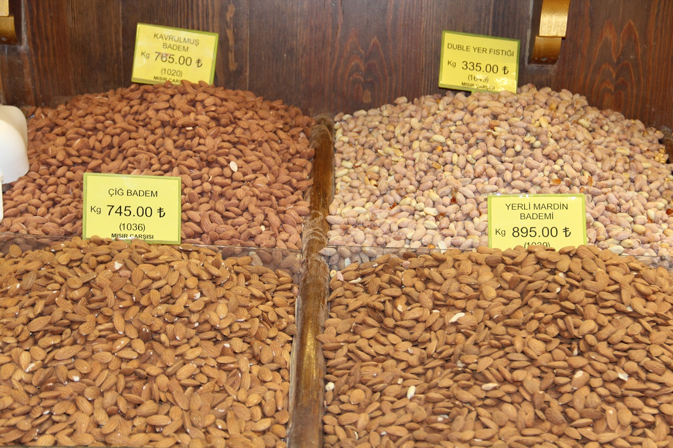 Kuruyemişte fiyat artışı gramla alışverişi getirdi