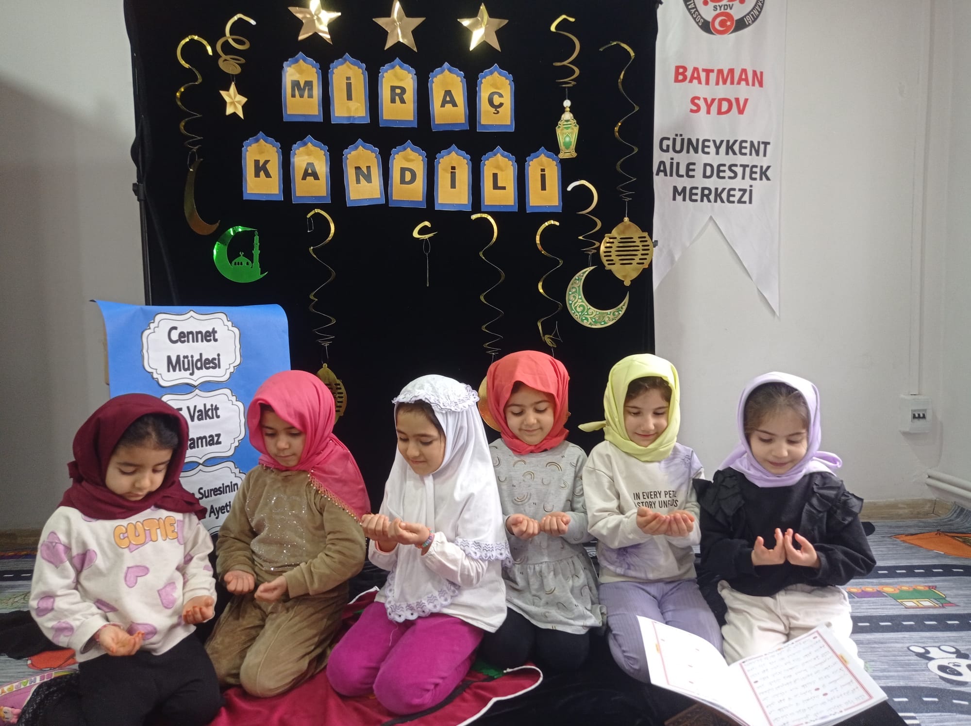 Miniklerden Miraç Kandili Programı