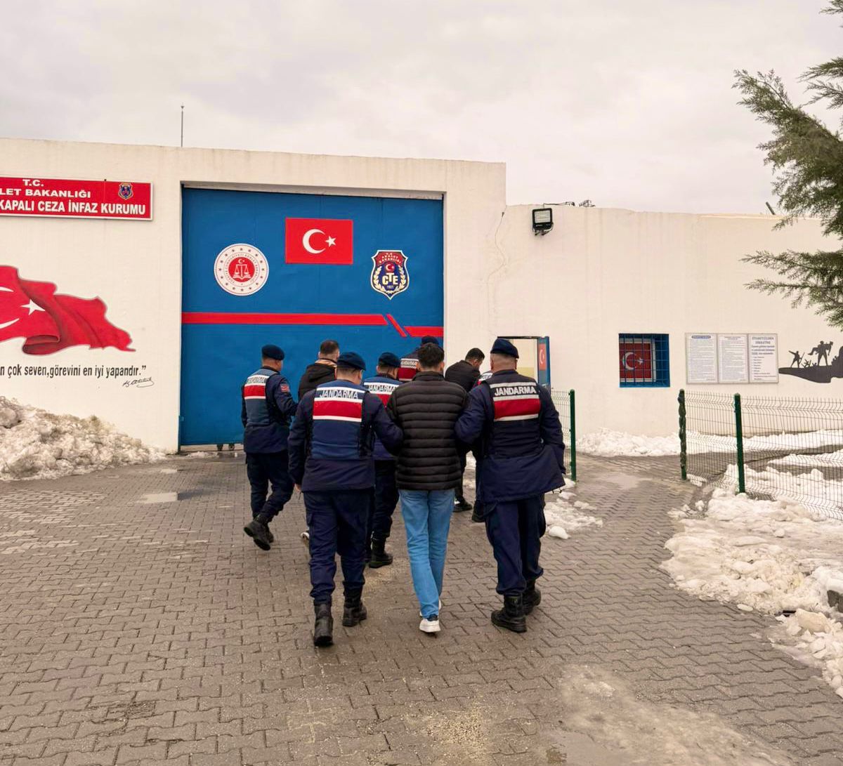 Batman’da Aranan 30 Şahıs Yakalandı