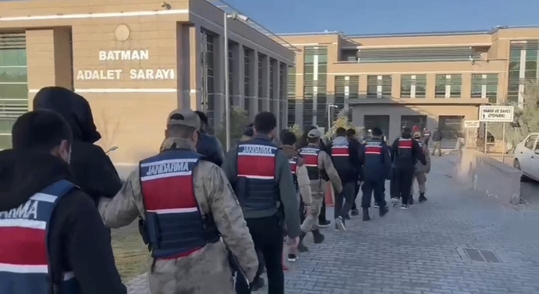 Bahis Çetesine Jandarma Baskını: 1,2 Milyar TL’lik Para Trafiği