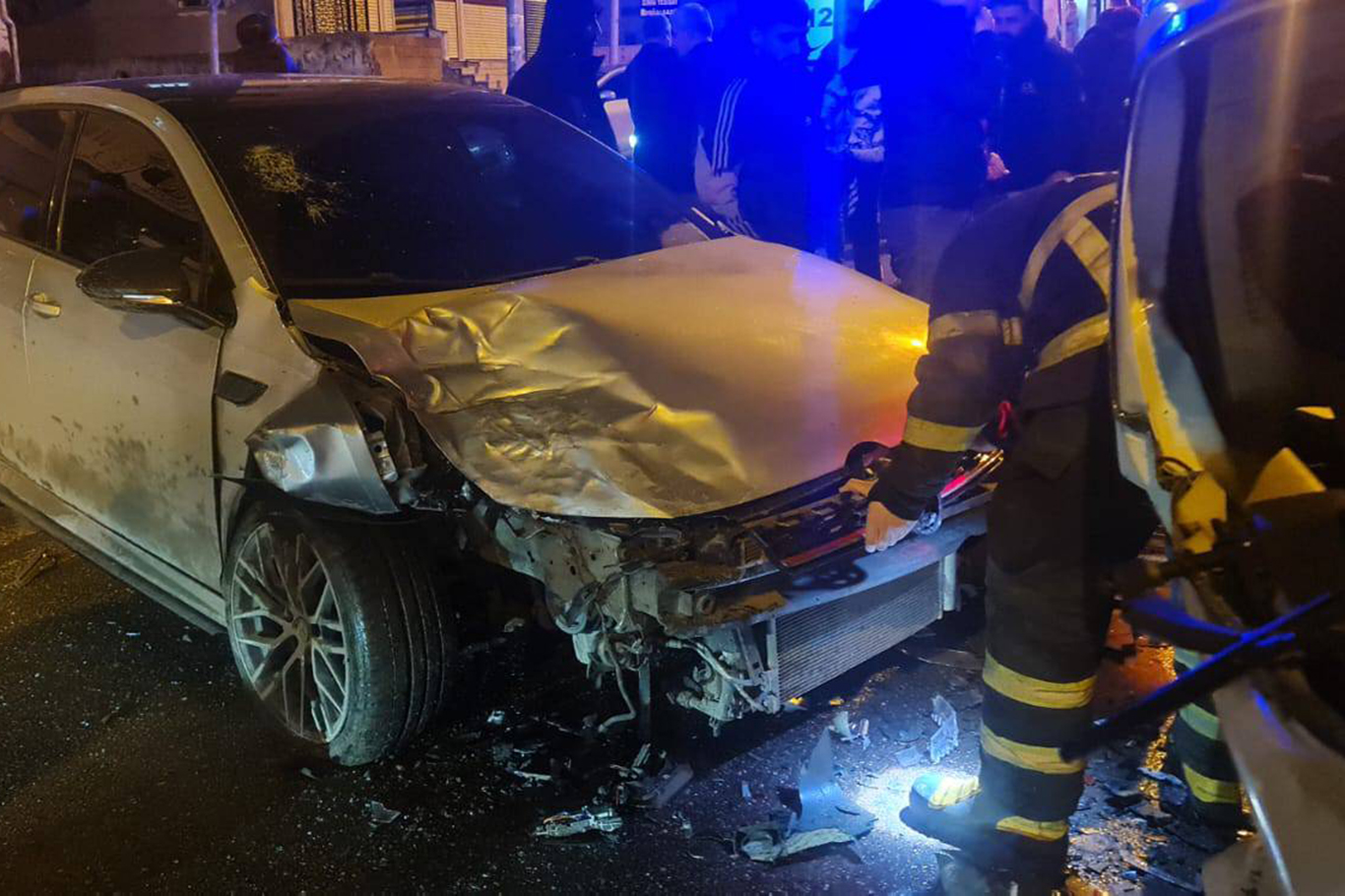 Çok Sayıda Araç Hasar Gördü