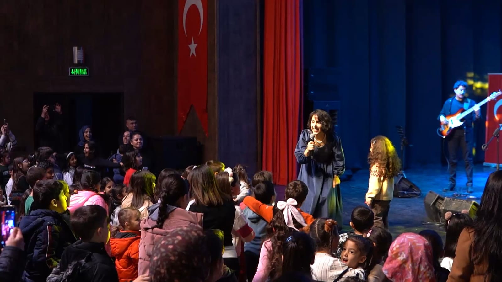 Mini Band Çocuklarla Buluştu