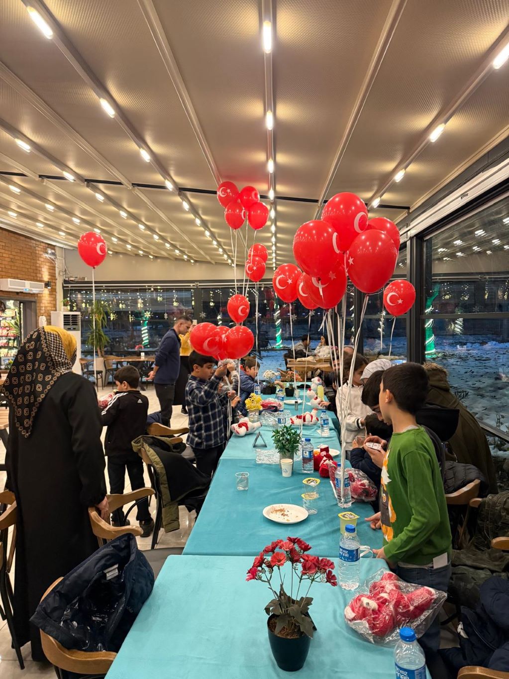 Glutensiz Cafe’de Çocuklara Doğum Günü