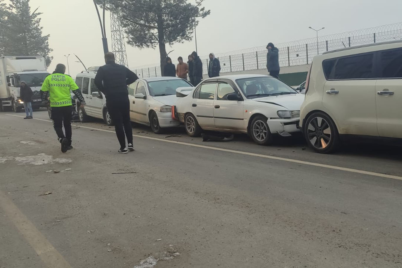 5 Otomobilin Karıştığı Kaza Ucuz Atlatıldı