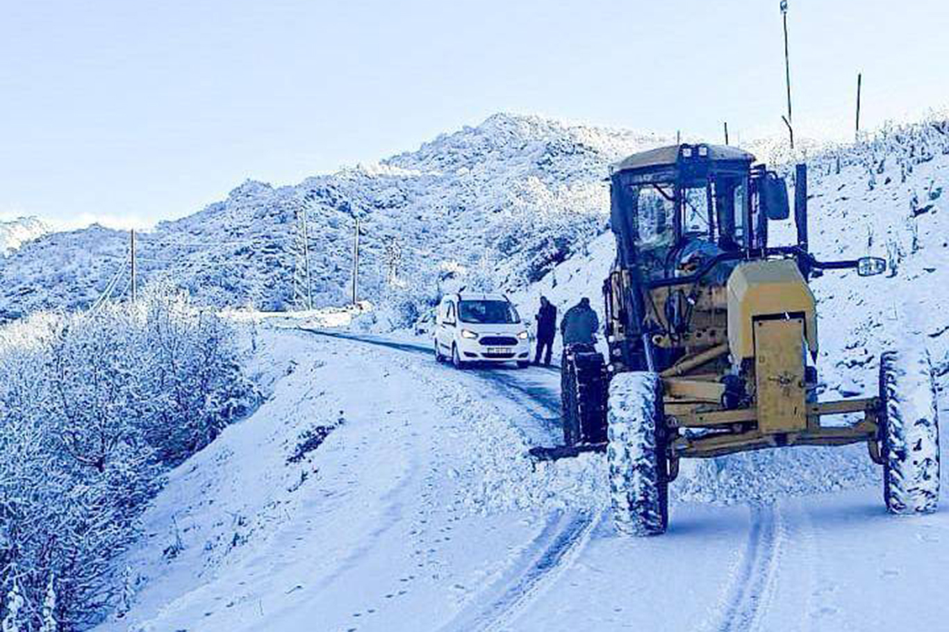 246 Köy Yolundan 145’i Ulaşıma Açıldı