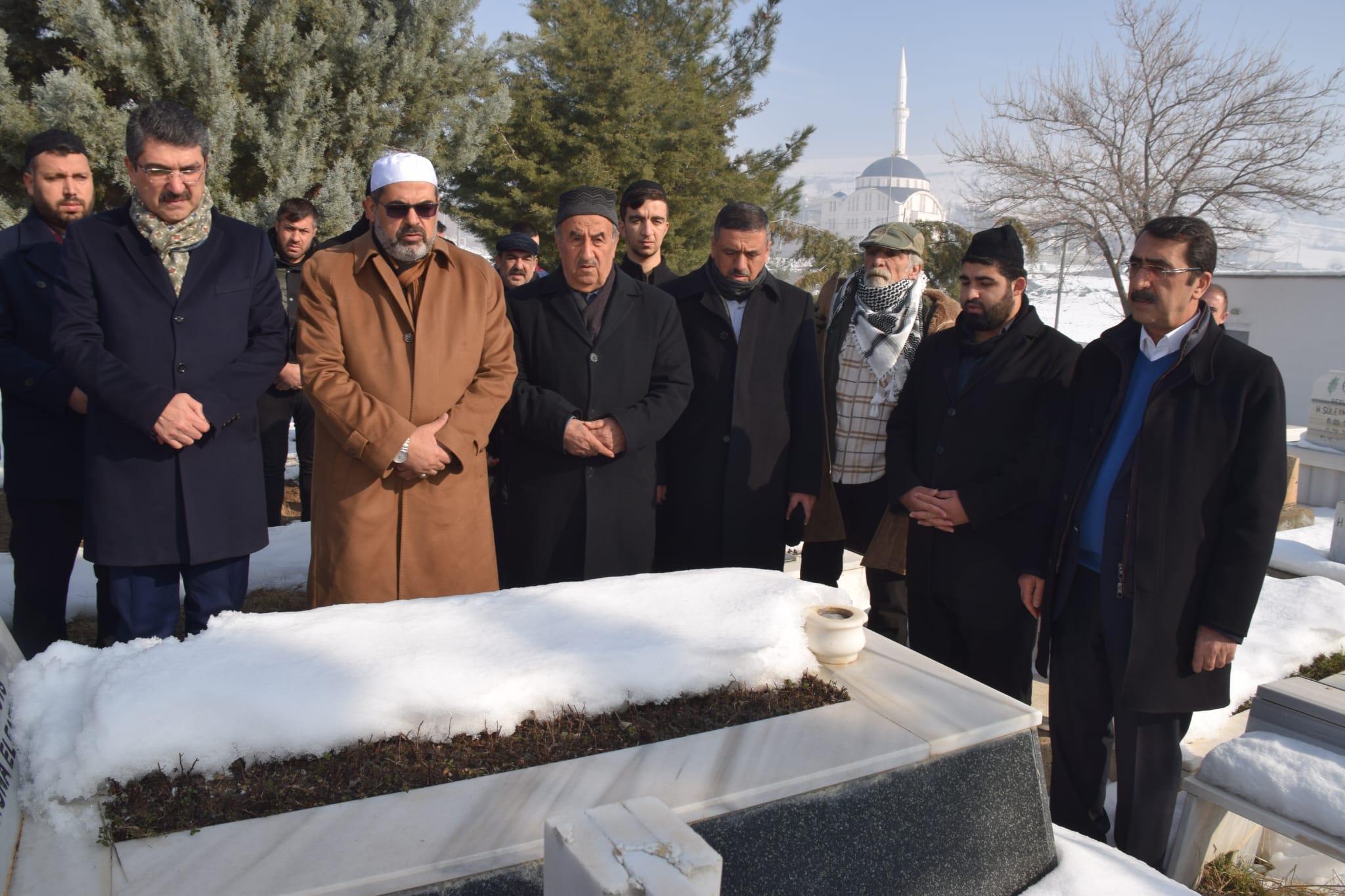 Merhum Necat Nasıroğlu Mezarı Başında Dualarla Anıldı