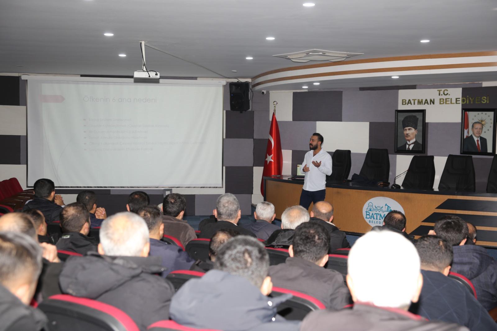 Otobüs Şoförlerine Öfke Kontrolü Eğitimi