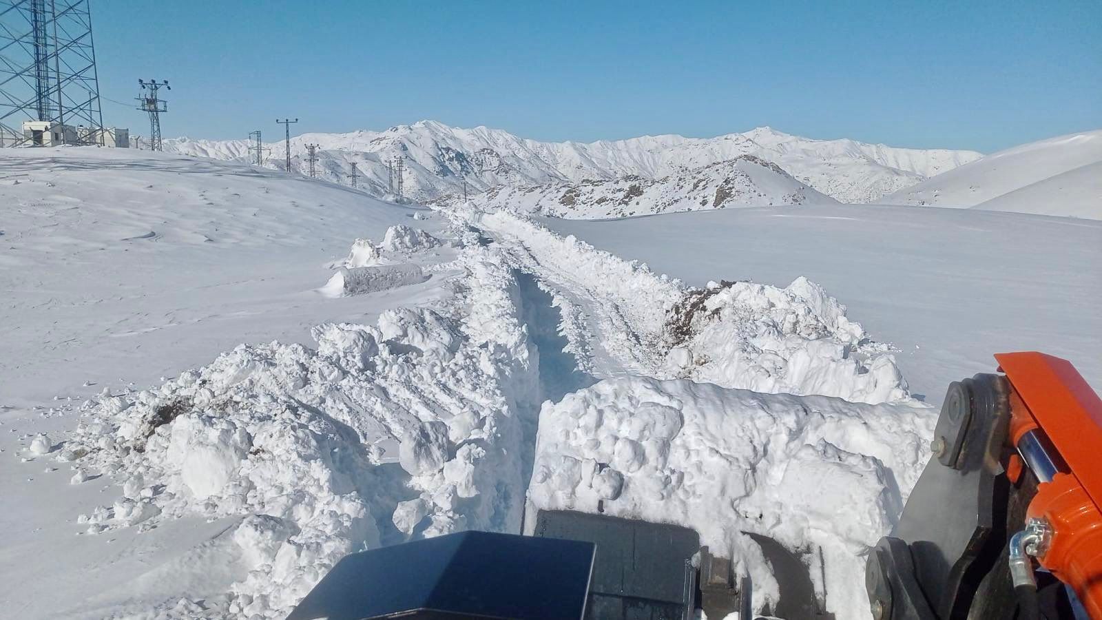 Sason’da Karla Mücadele Çalışmaları Devam Ediyor