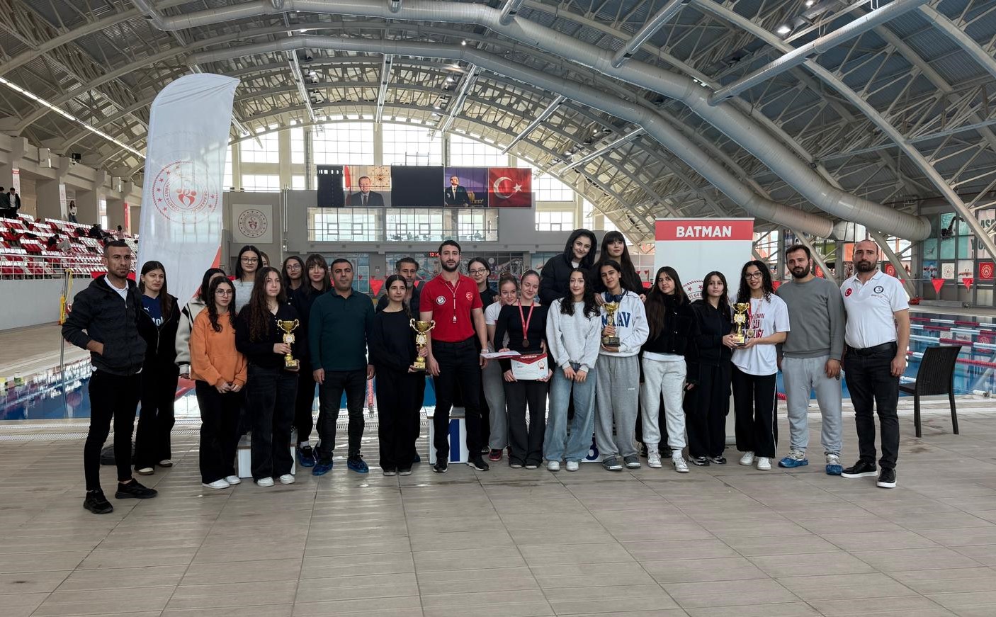 Okul Sporları Yüzme Yarışmaları Tamamlandı