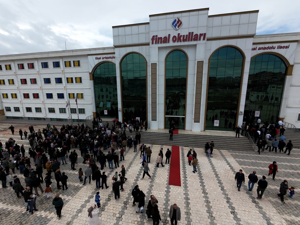 Batman Final Okulları’nda Bursluluk Heyecanı