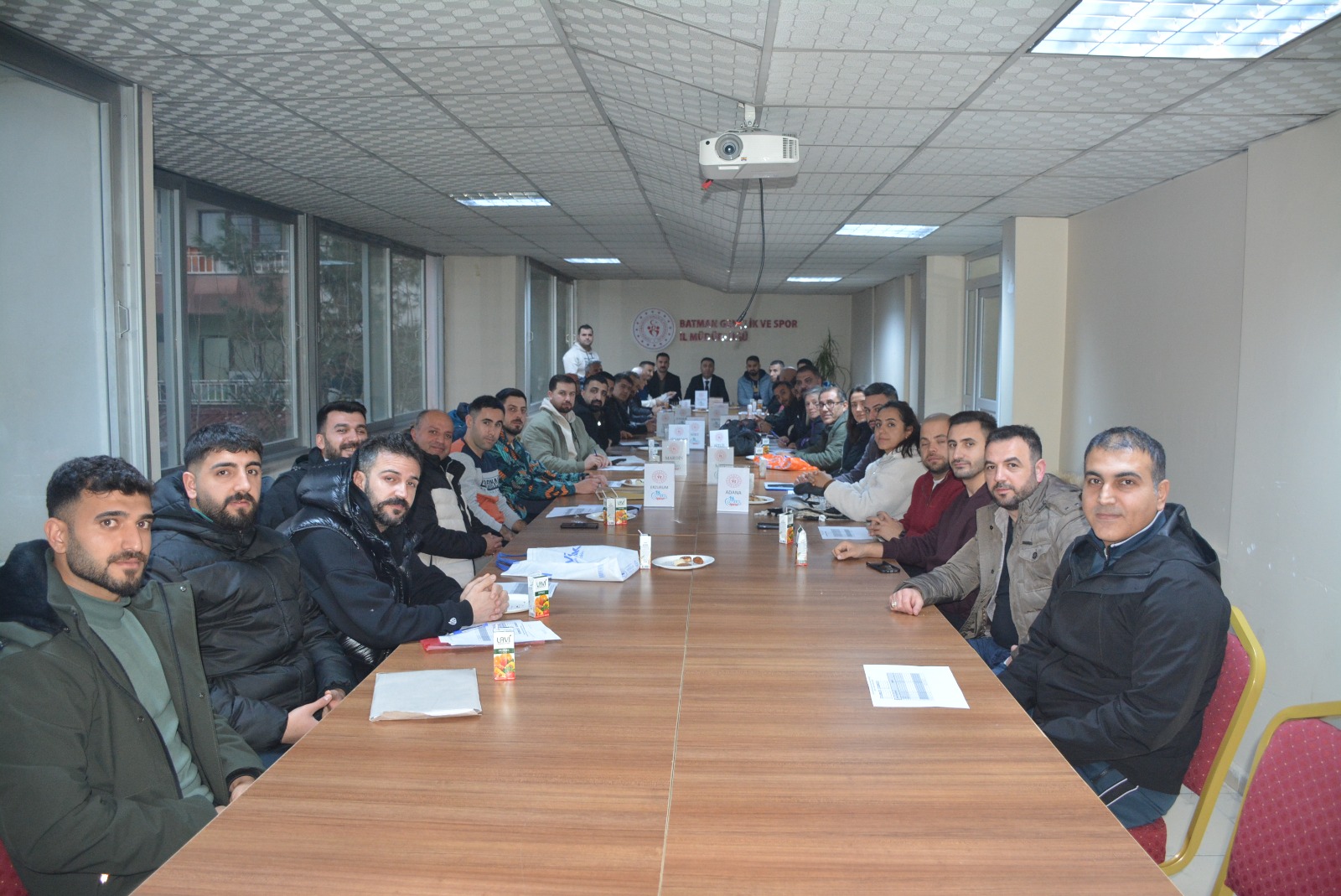 Hentbol Yarı Final Müsabakaları Başladı