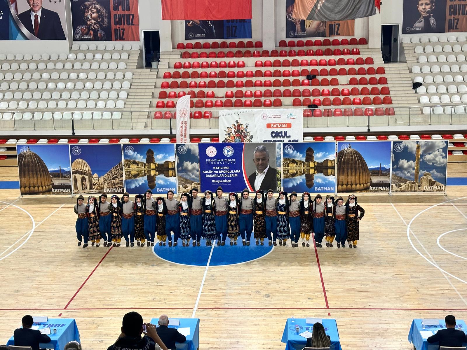 Batman’da Halk Oyunları Şampiyonası Tamamlandı