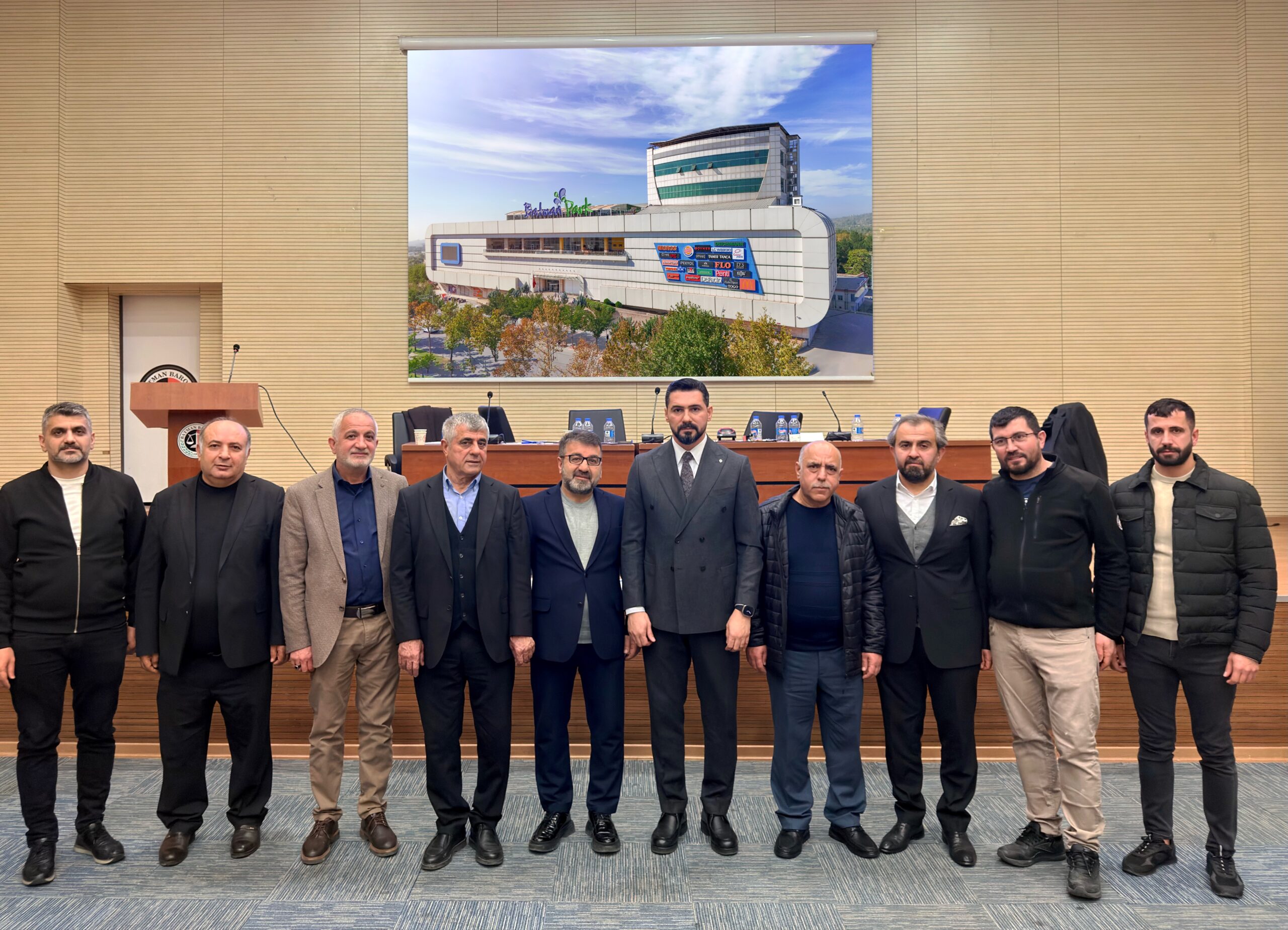 Batman Park AVM Yönetimi Yeniden Seçildi