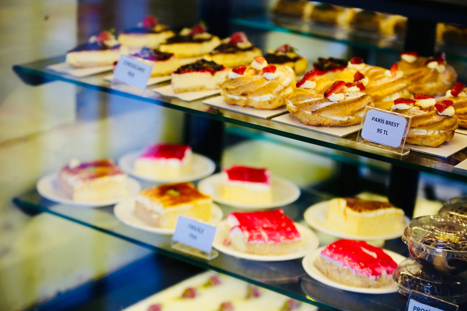 Glütensiz Kafe’de Ramazan’a Özel Tatlılar