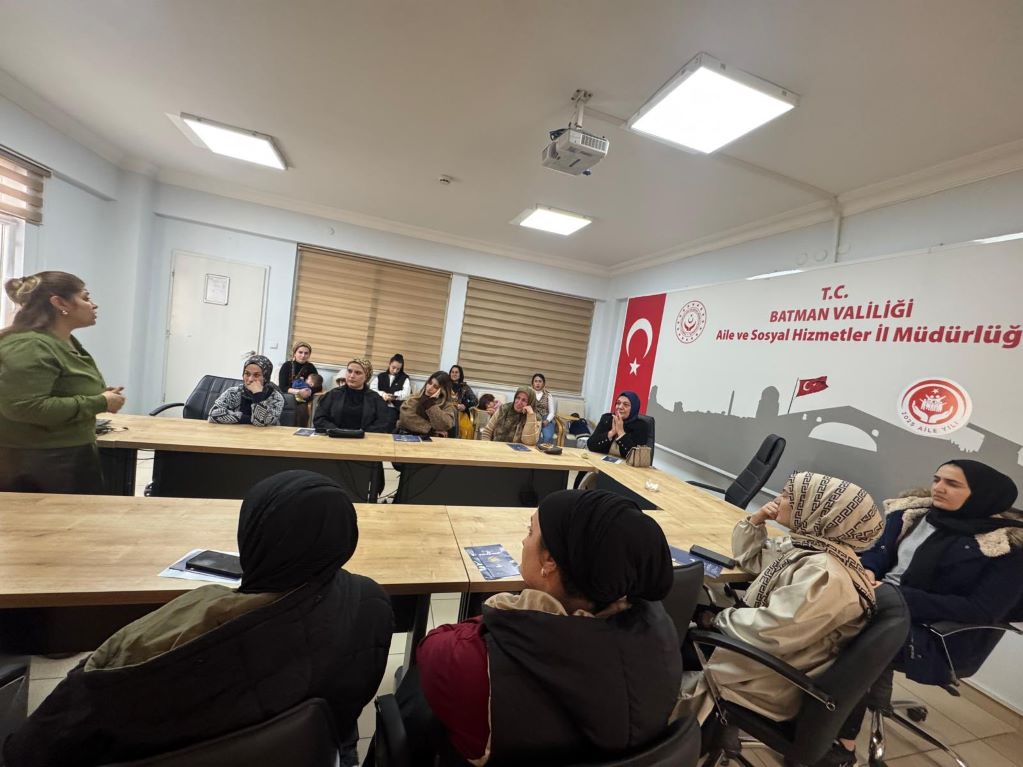 SED’li Ailelere İhmal ve İstismar Eğitimi